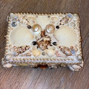 Seashell jewelry box 🐚